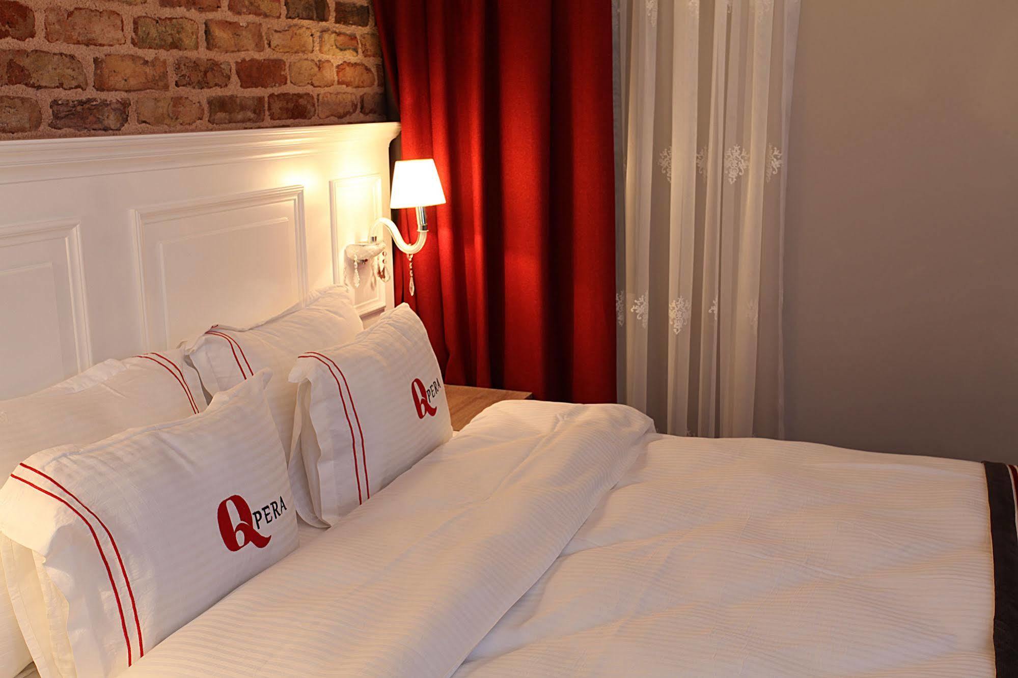 Q Pera Hotel (Adults Only) Isztambul Kültér fotó